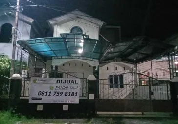 Rumah Dua Lantai Kawasan Pondok Mutiara Jalan Pemuda Siap Huni di Pekanbaru
