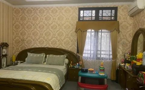 Rumah Mewah Di Komplek Pemda Di Jalan Soekarno Hatta Pekanbaru