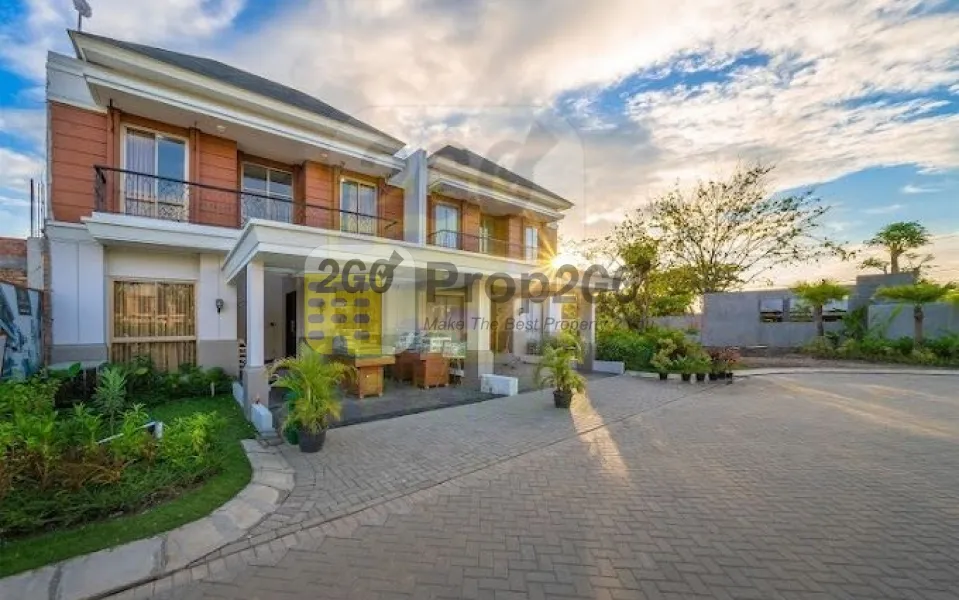 Jual Cepat Rumah Mewah Dua Lantai Harga Dibawah Pasar Didekat Livingworld Pekanbaru