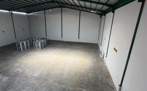 Disewakan Gudang  3 unit gandeng dijalan Garudasakti di Pekanbaru