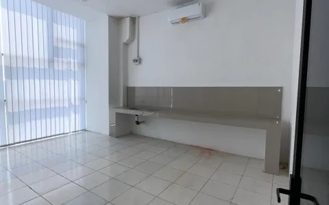 Disewakan Gudang  3 unit gandeng dijalan Garudasakti di Pekanbaru
