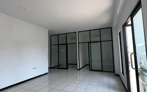 Disewakan Gudang Premium, Terawat Ada Kantor Siap Huni Di Pekanbaru