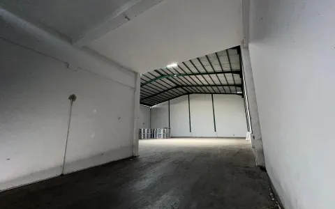 Disewakan Gudang  3 unit gandeng dijalan Garudasakti di Pekanbaru