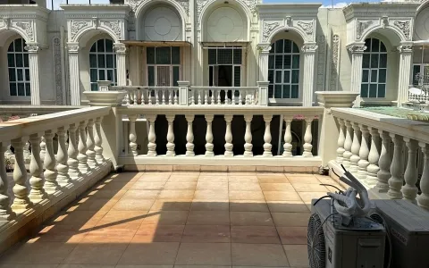 Disewakan Rumah Dengan Fasilitas Kolam Renang Di Pekanbaru