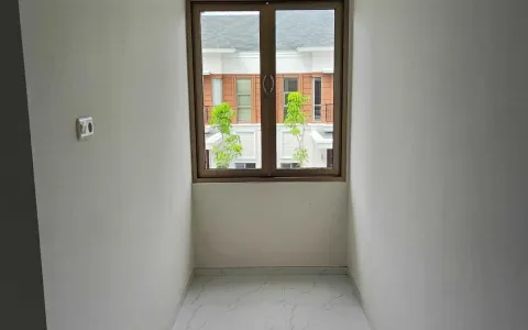 Jual Cepat Rumah Mewah Dua Lantai Harga Dibawah Pasar Didekat Livingworld Pekanbaru