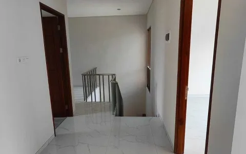 Jual Cepat Rumah Mewah Dua Lantai Harga Dibawah Pasar Didekat Livingworld Pekanbaru