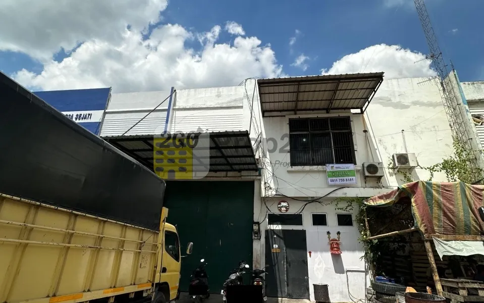 Dijual gudang dengan luas 468m2 di Pergudangan Jalan Sm. Amin Pekanbaru