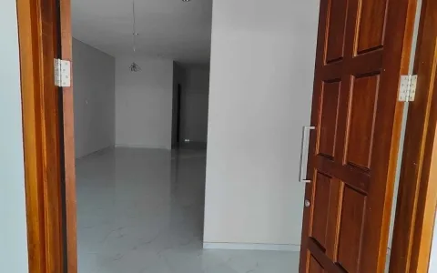Jual Cepat Rumah Mewah Dua Lantai Harga Dibawah Pasar Didekat Livingworld Pekanbaru